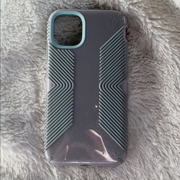 Speck iPhone 11 case - Picture 1 of 1